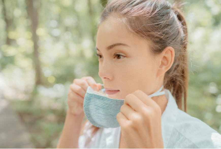5 Steps You Can Take to Curb Your Maskne